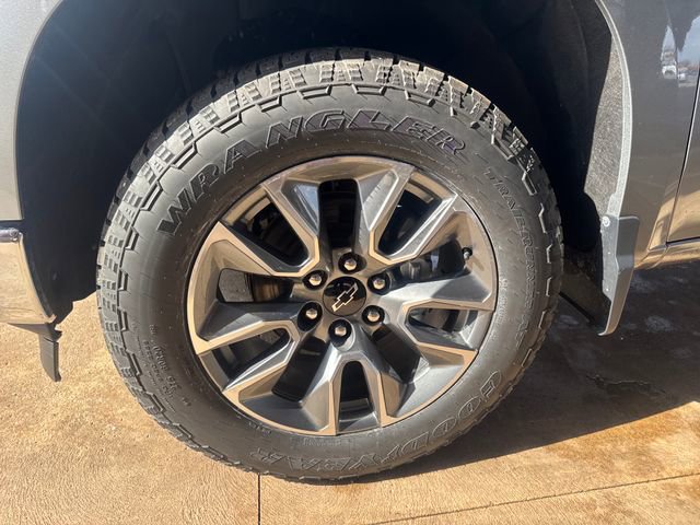 Certified 2026 Chevrolet Silverado 1500 LT image 12