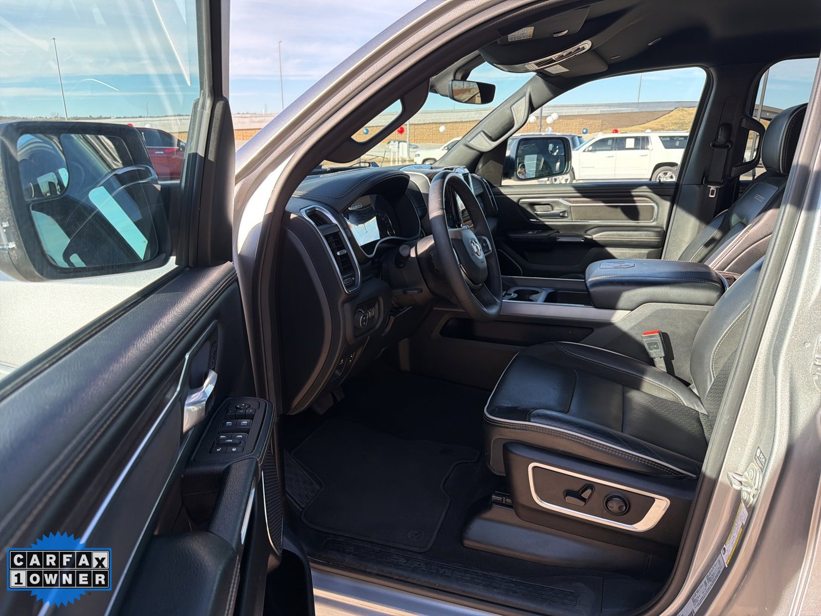 Used 2025 RAM 1500 Laramie image 8