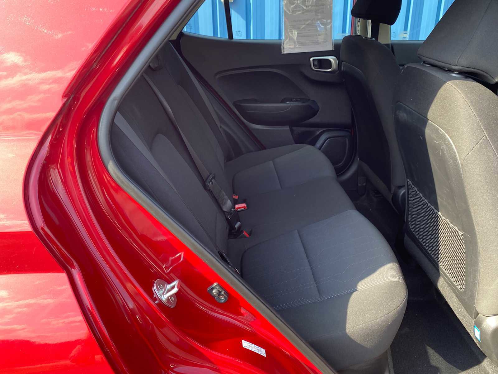 Used 2021 Hyundai Venue SE FWD image 29