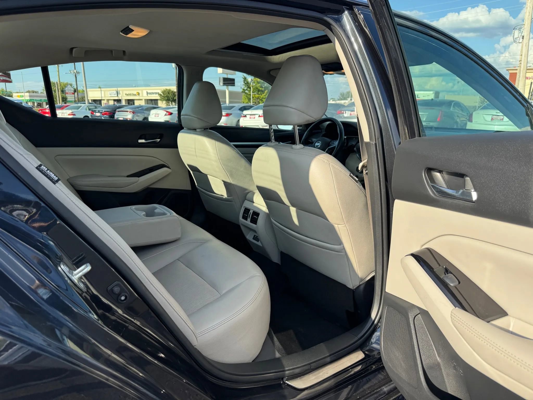 Used 2020 Nissan Altima 2.5 SL image 9