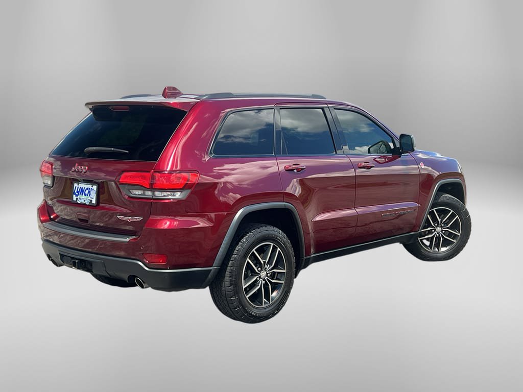 Used 2017 Jeep Grand Cherokee Trailhawk AWD/4WD image 4