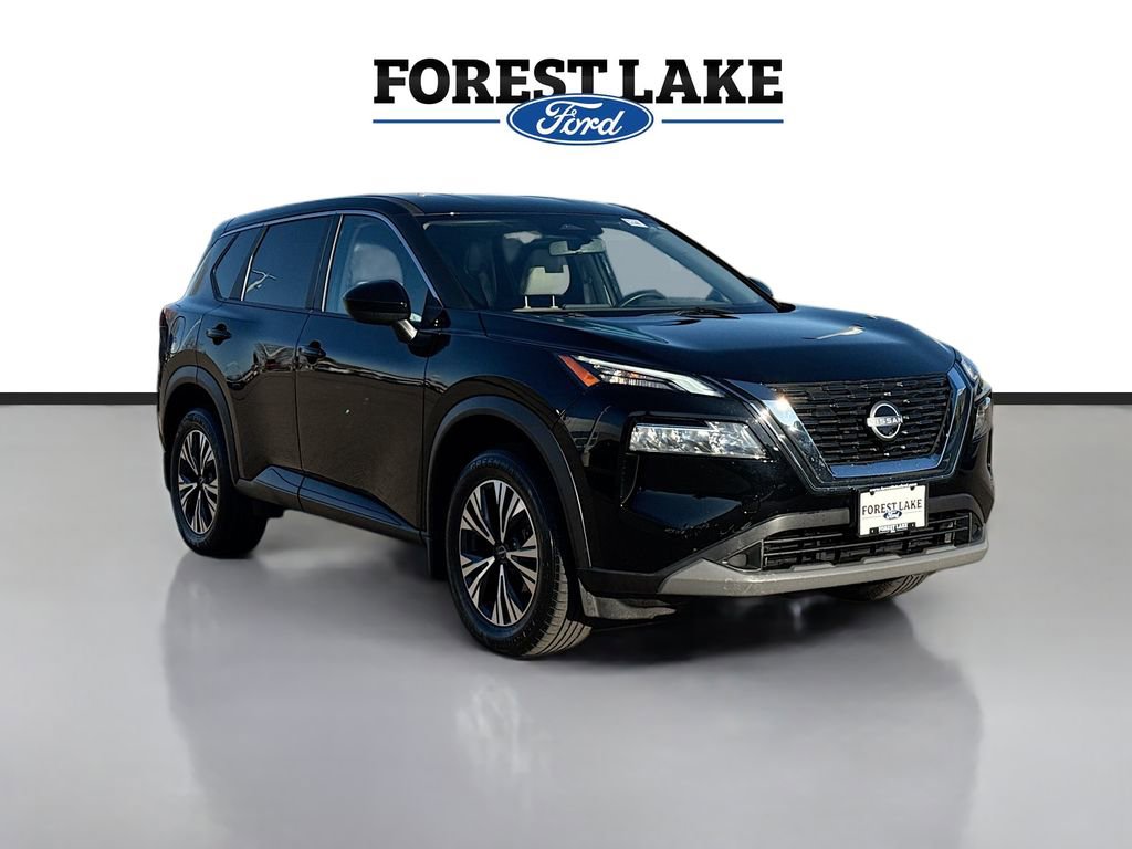 Used 2023 Nissan Rogue SV image 1