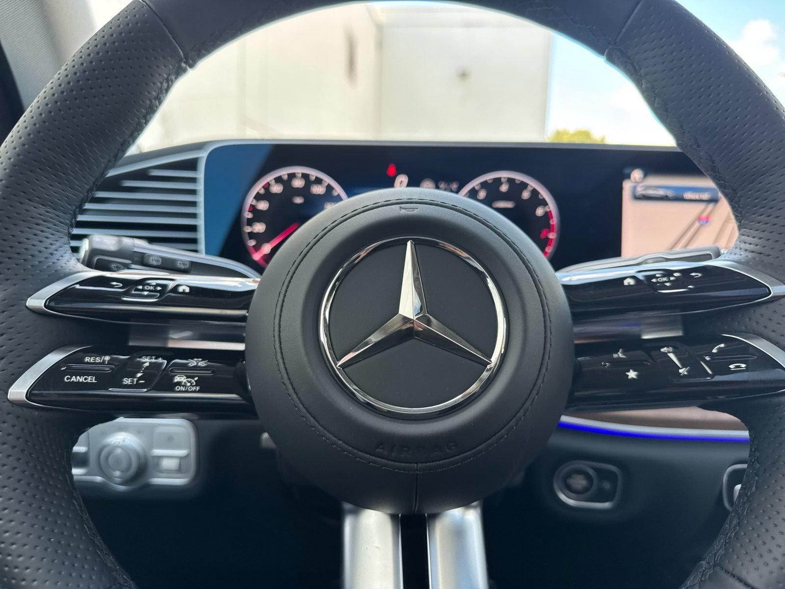 New 2026 Mercedes-Benz GLS 450 4MATIC image 24