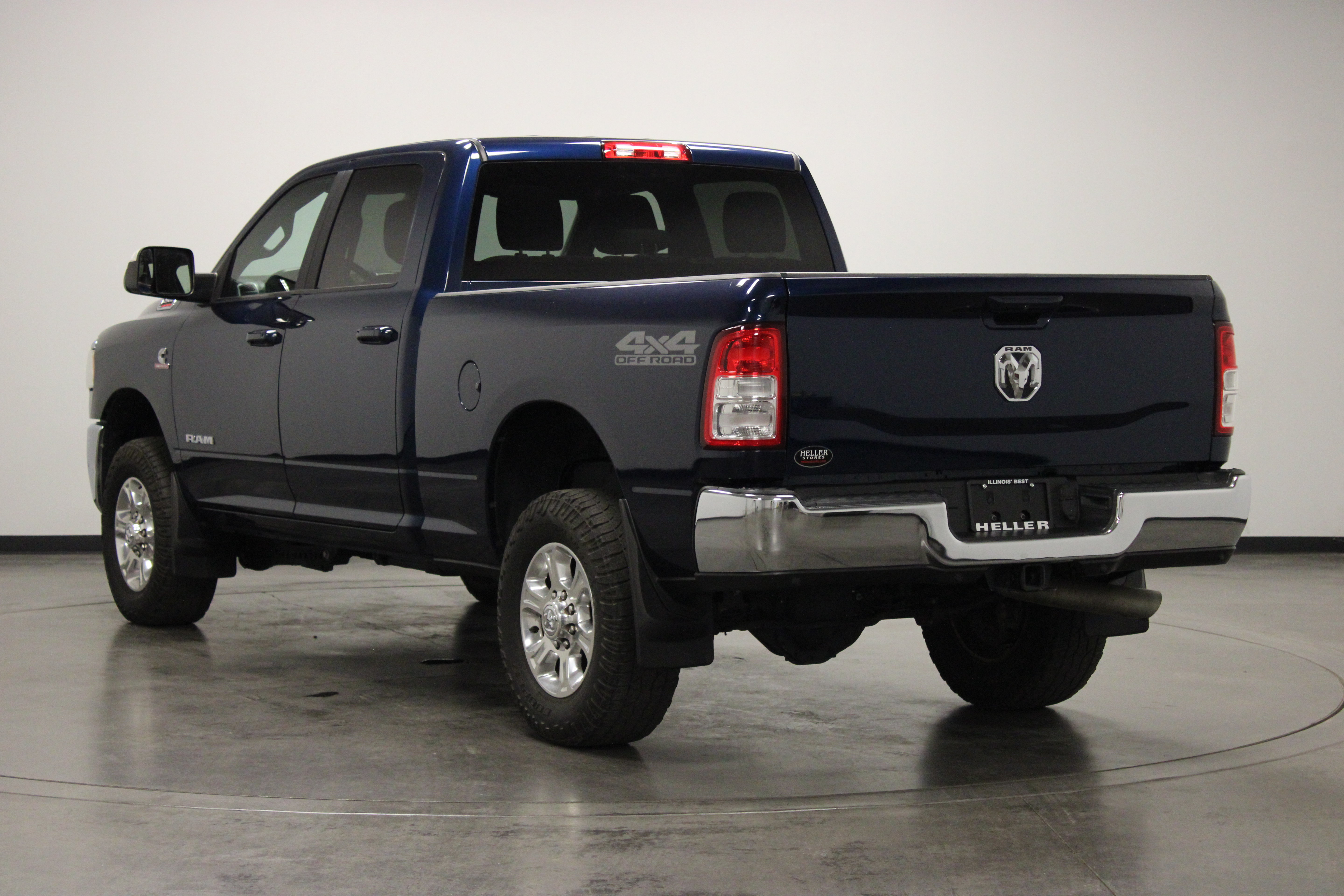 Used 2022 RAM 2500 Big Horn w/ Level A Equipment Group AWD/4WD image 6