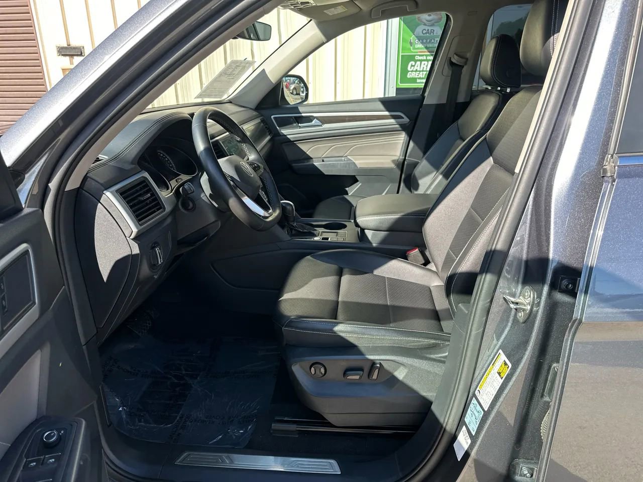 Used 2021 Volkswagen Atlas SE FWD image 20
