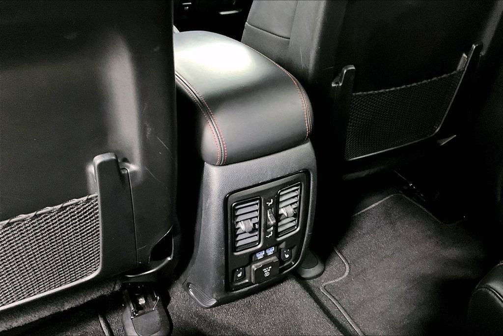 Used 2024 Dodge Durango R/T image 31