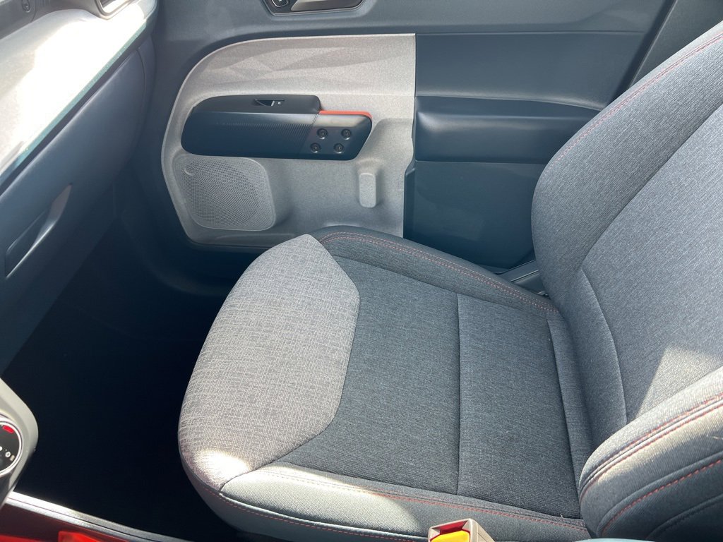 Used 2024 Ford Maverick XLT image 21