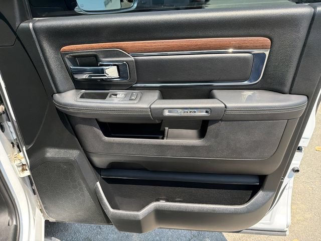 Used 2017 RAM 1500 Laramie w/ Convenience Group AWD/4WD image 23