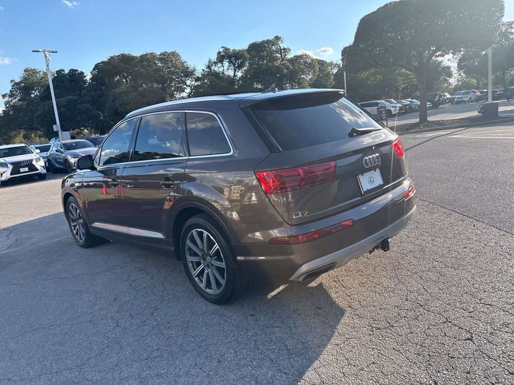 Used 2018 Audi Q7 3.0T Prestige w/ Prestige Package AWD/4WD image 3