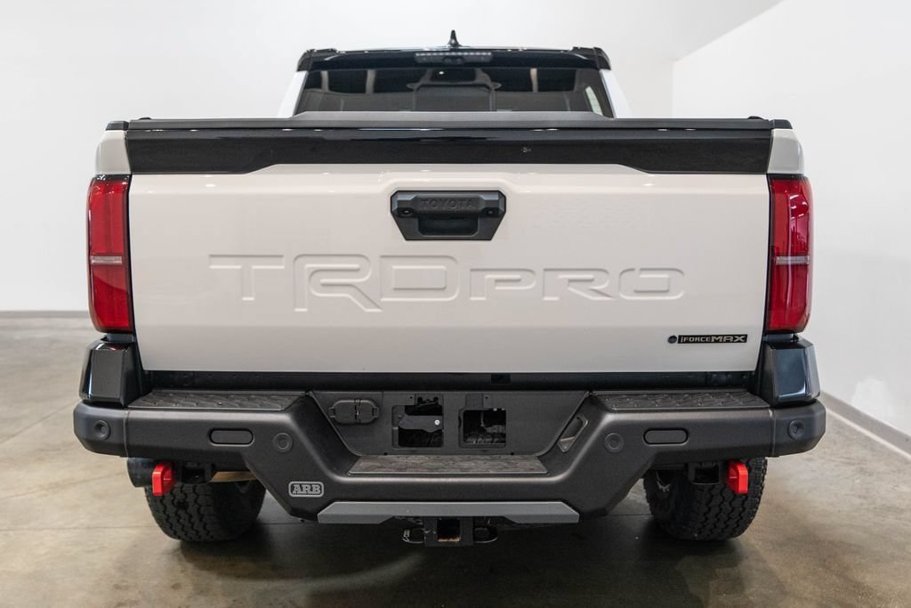 Used 2025 Toyota Tacoma TRD Pro AWD/4WD image 9