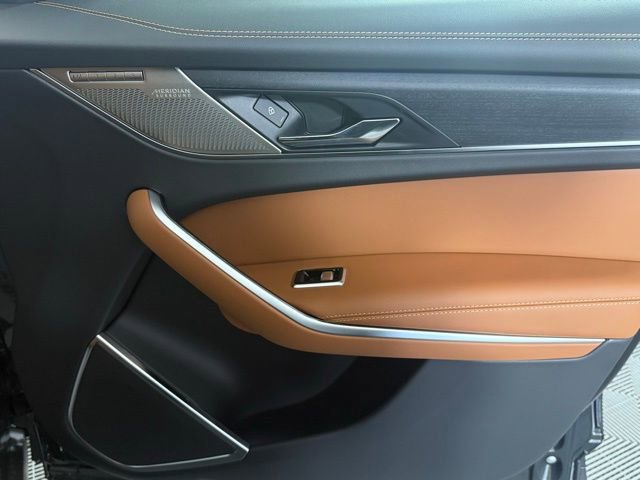 New 2026 Jaguar F-PACE R-Dynamic S image 19