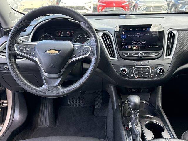 Used 2023 Chevrolet Malibu LT w/ Driver Confidence Package FWD image 7