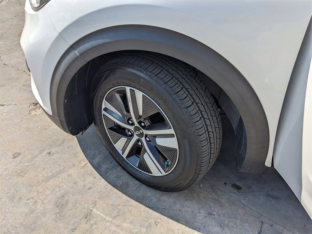 Certified 2022 Kia Niro LXS image 37