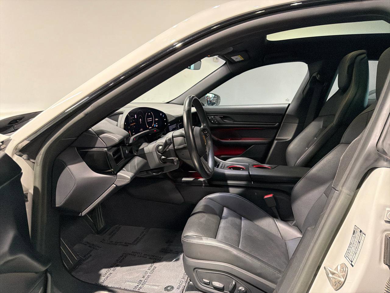 Used 2023 Porsche Taycan 4S w/ Premium Package image 19