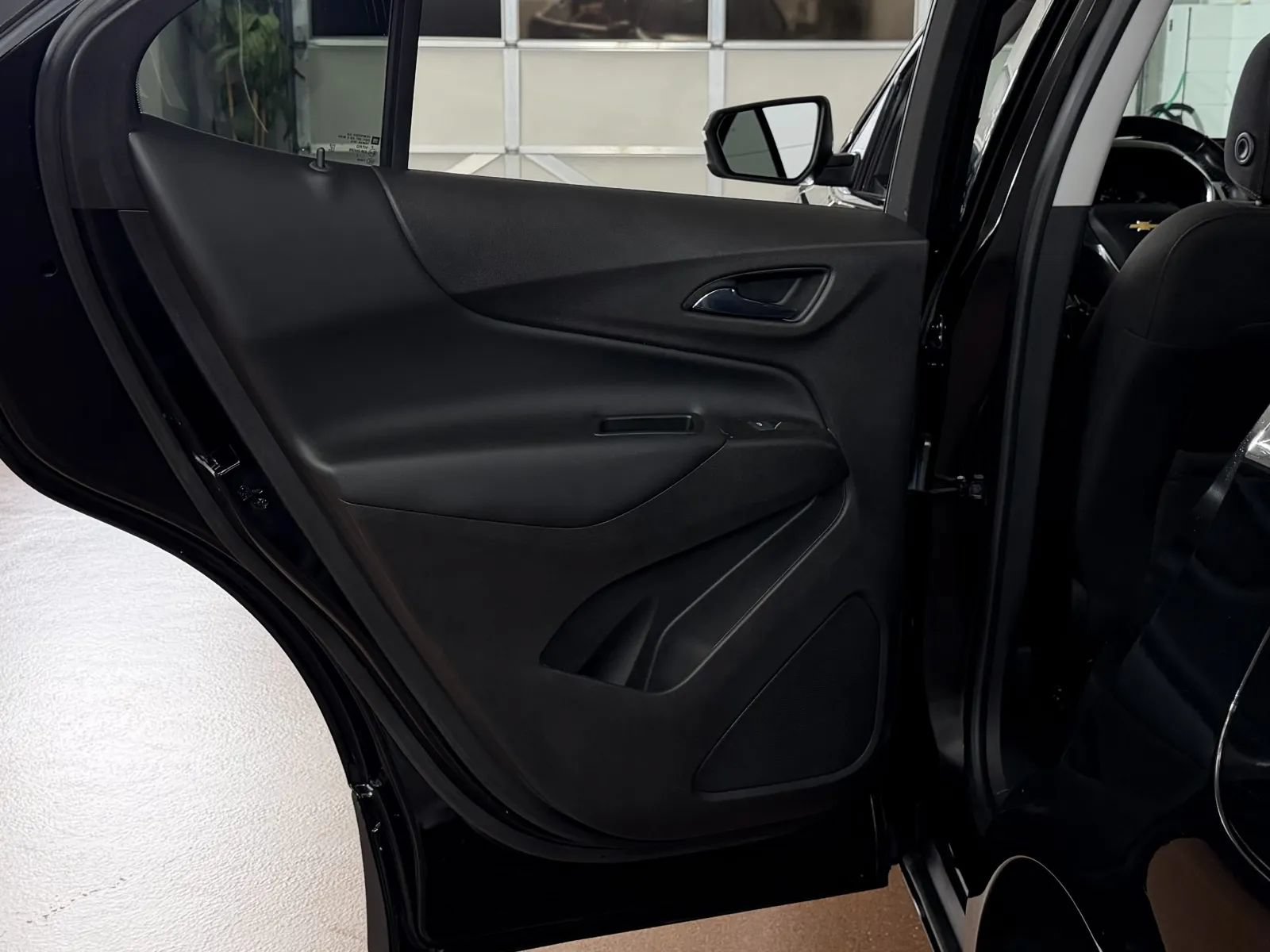 Used 2019 Chevrolet Equinox LT FWD image 26