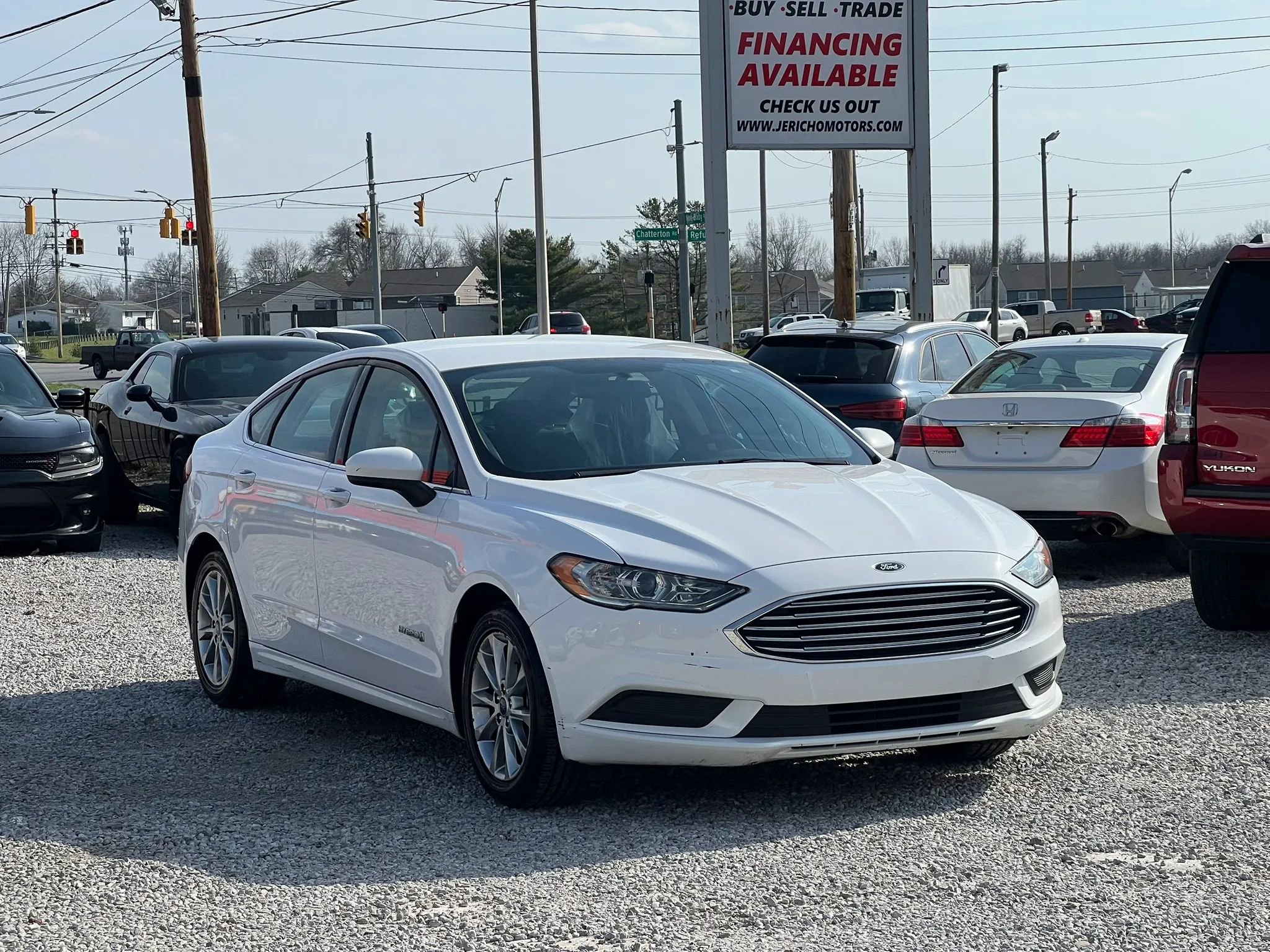 Used 2017 Ford Fusion SE image 1