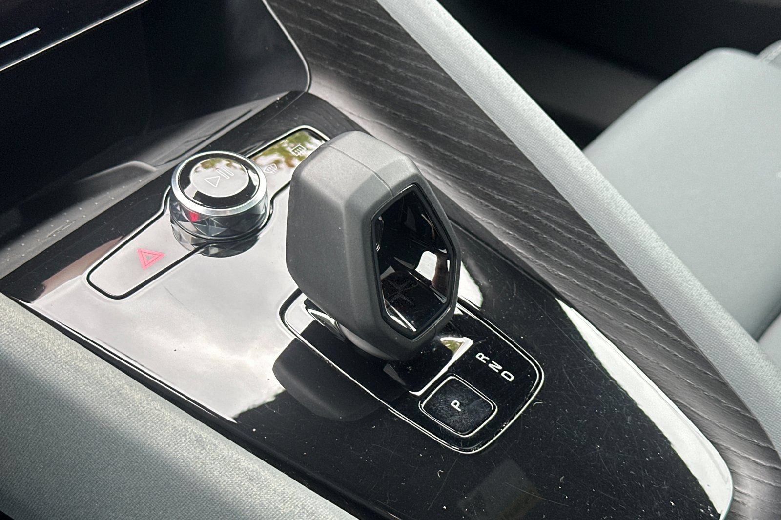 Used 2023 Polestar Polestar 2 w/ Pilot Pack AWD/4WD image 24