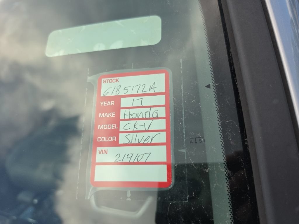 Used 2017 Honda CR-V LX image 7