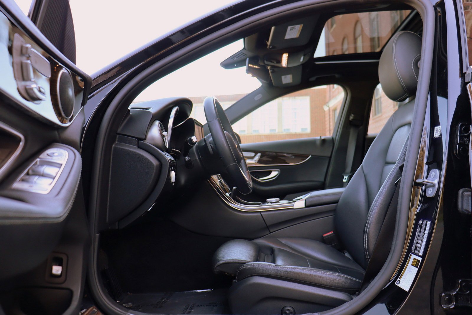 Used 2019 Mercedes-Benz C 300 4MATIC Sedan w/ Premium Package image 11