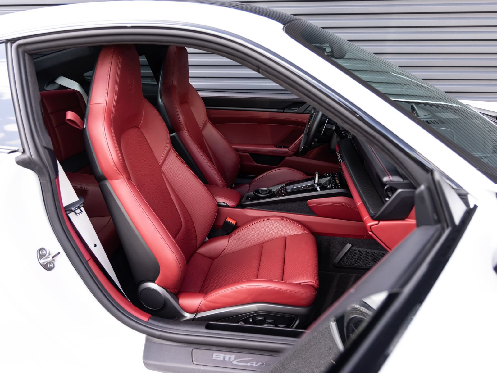 Used 2024 Porsche 911 Carrera GTS RWD image 31