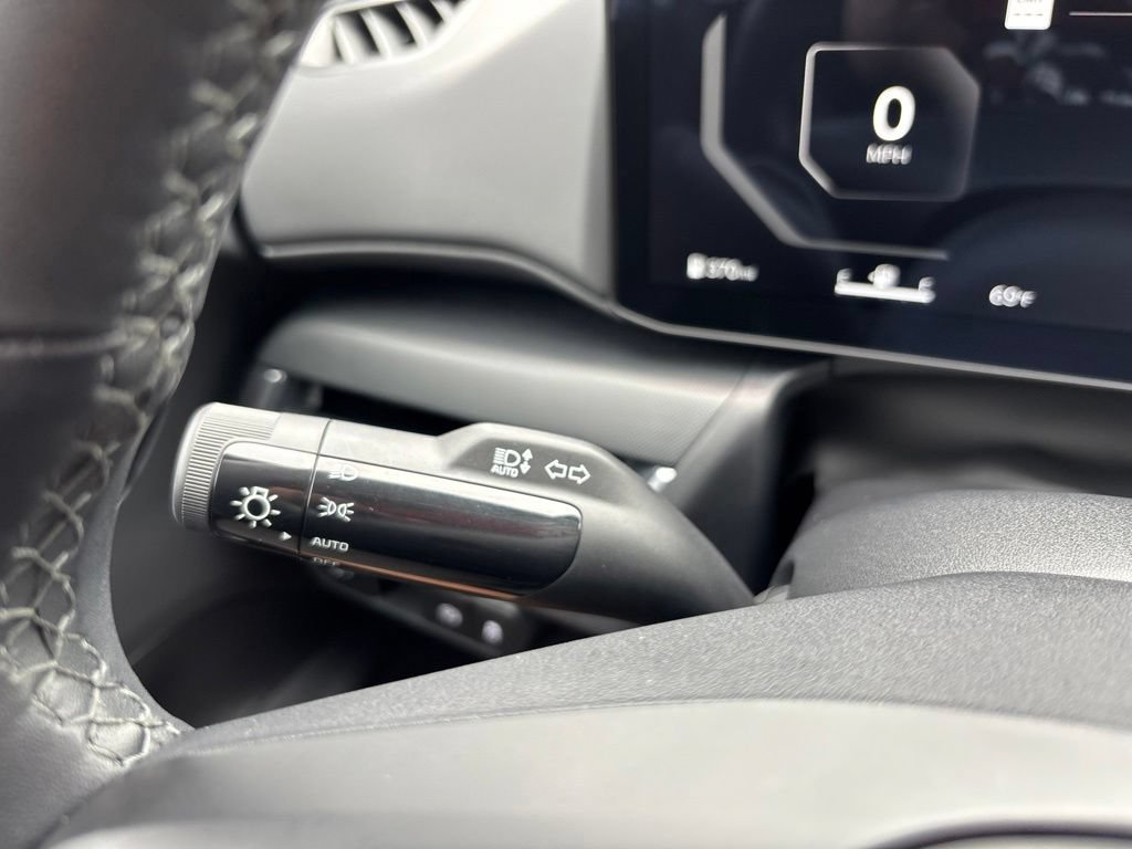 Certified 2025 Kia K4 EX FWD image 27