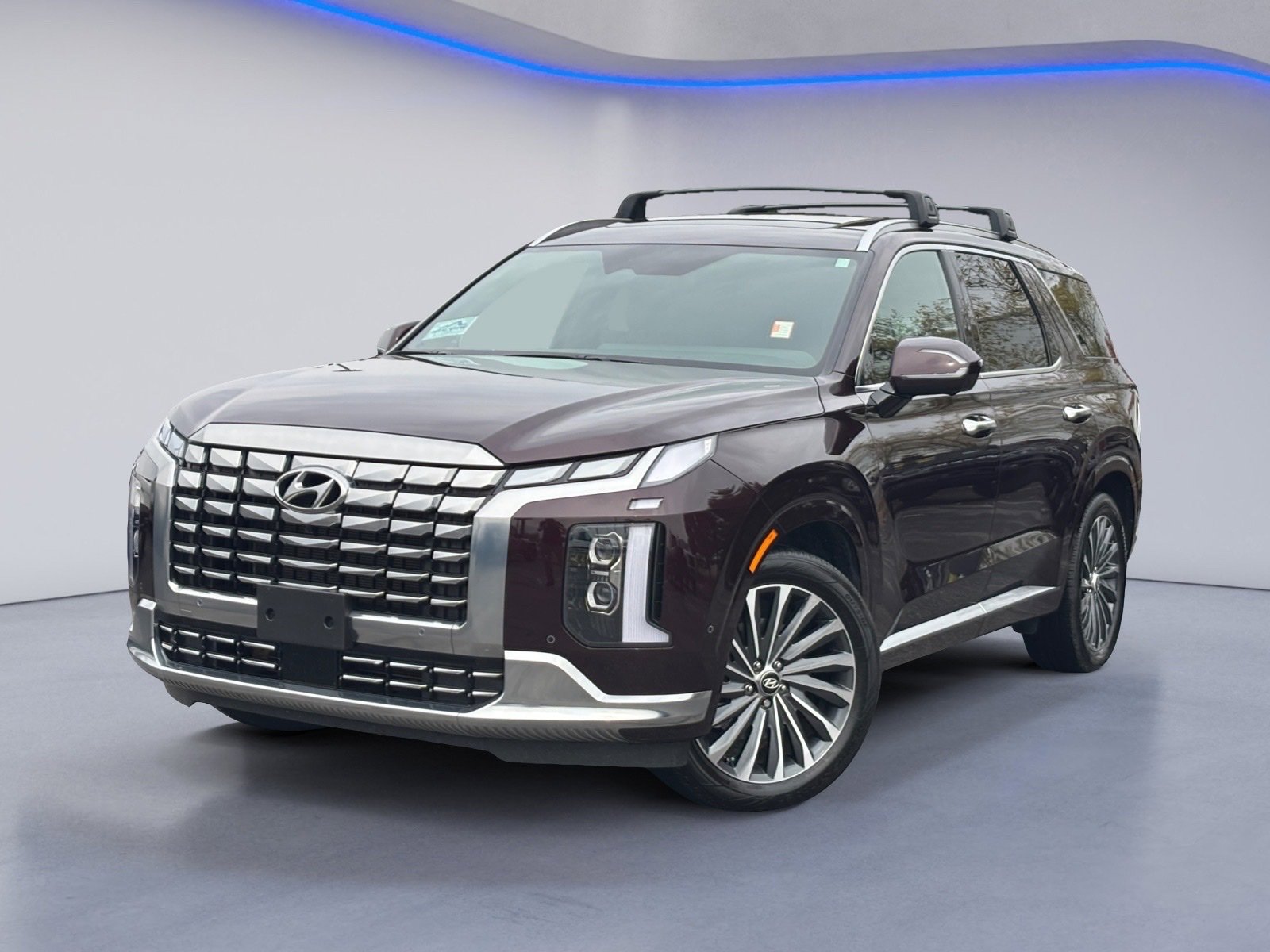 Used 2024 Hyundai Palisade Calligraphy image 2