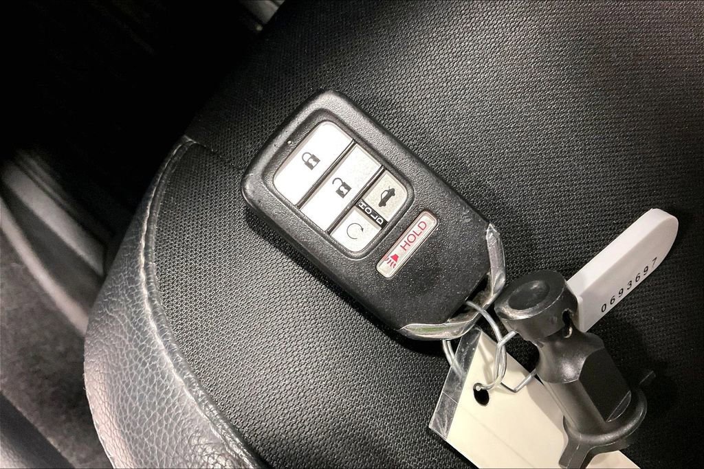 Used 2020 Honda Civic Sport image 13