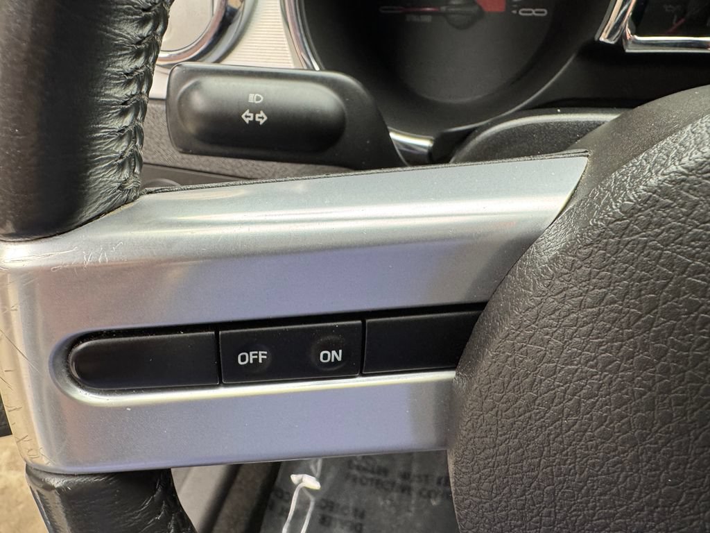Used 2006 Ford Mustang GT Premium RWD image 15