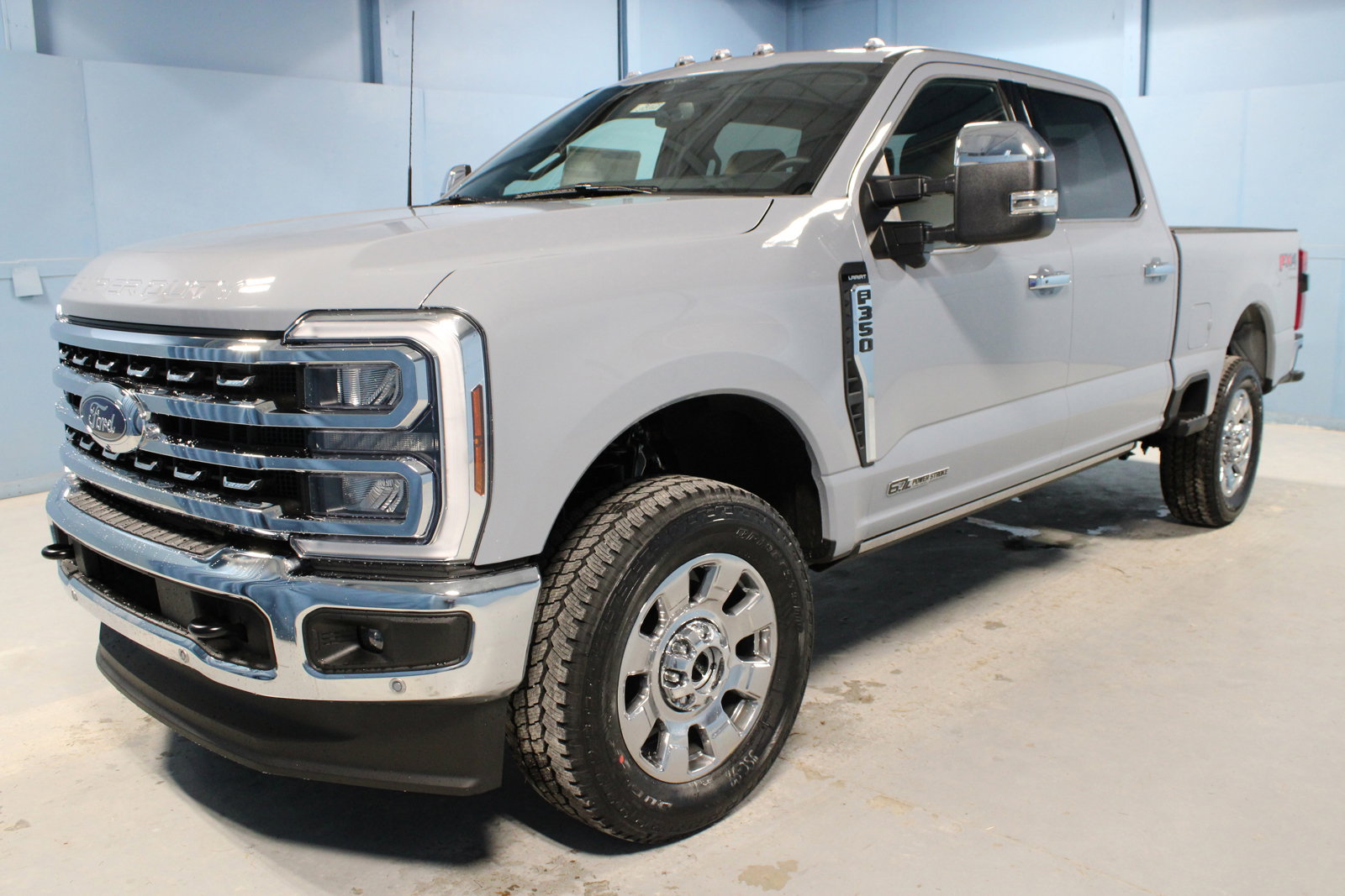 New 2025 Ford F350 Lariat w/ Lariat Ultimate Package image 29