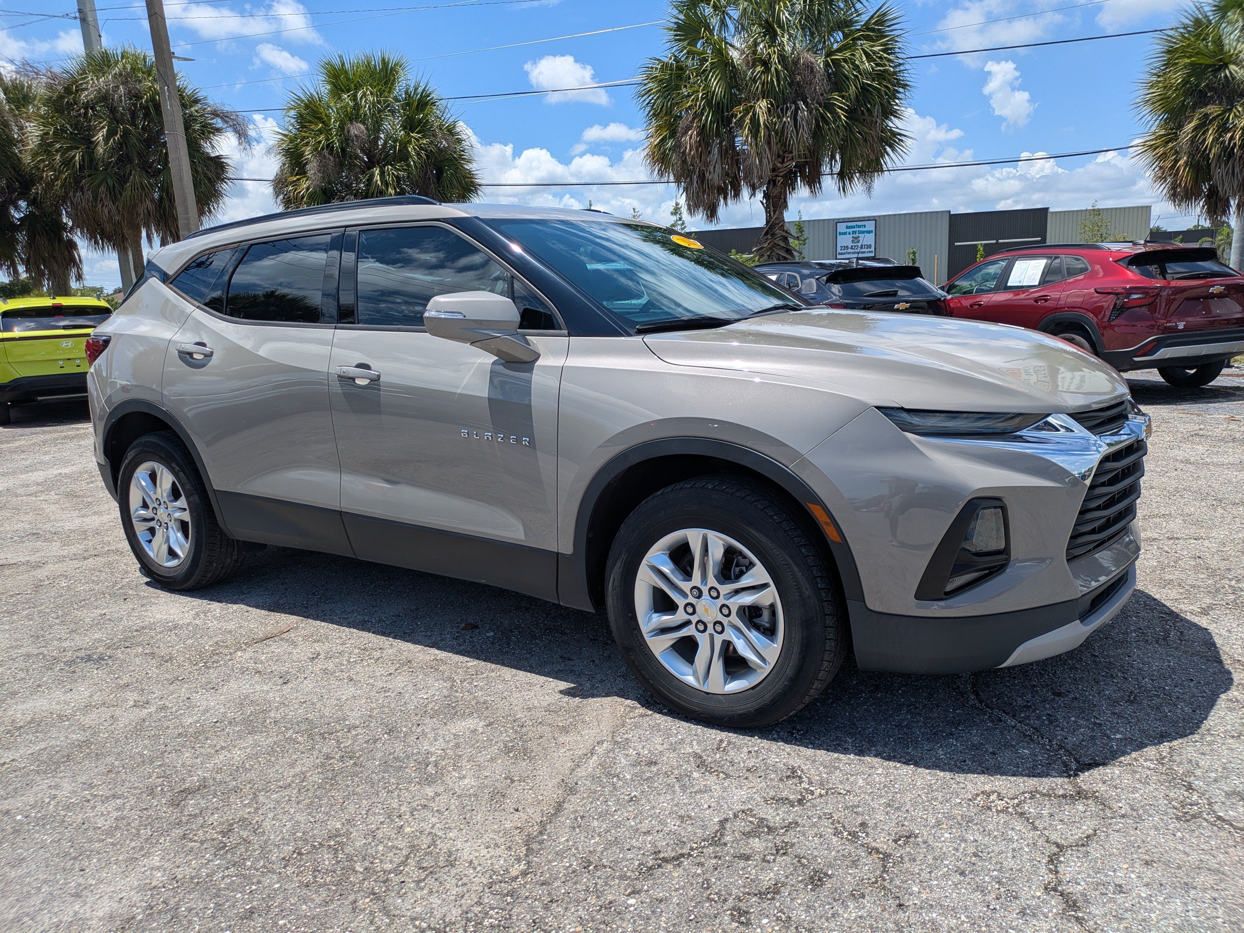 Used 2021 Chevrolet Blazer LT FWD image 2