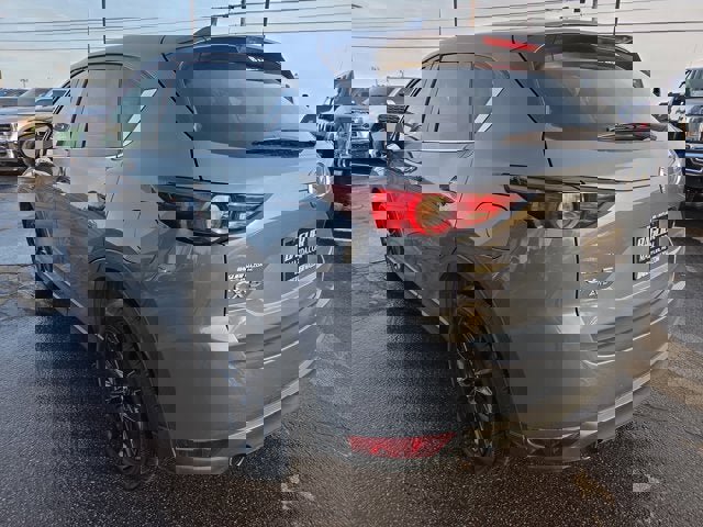 Certified 2021 MAZDA CX-5 Carbon Edition image 4