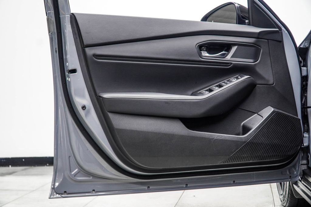Used 2025 Honda Accord Sport image 35