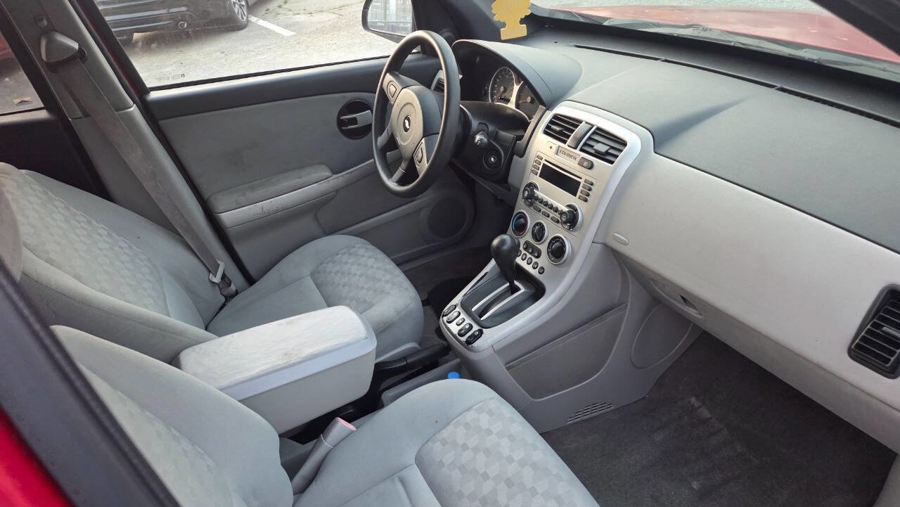 Used 2005 Chevrolet Equinox LT image 13