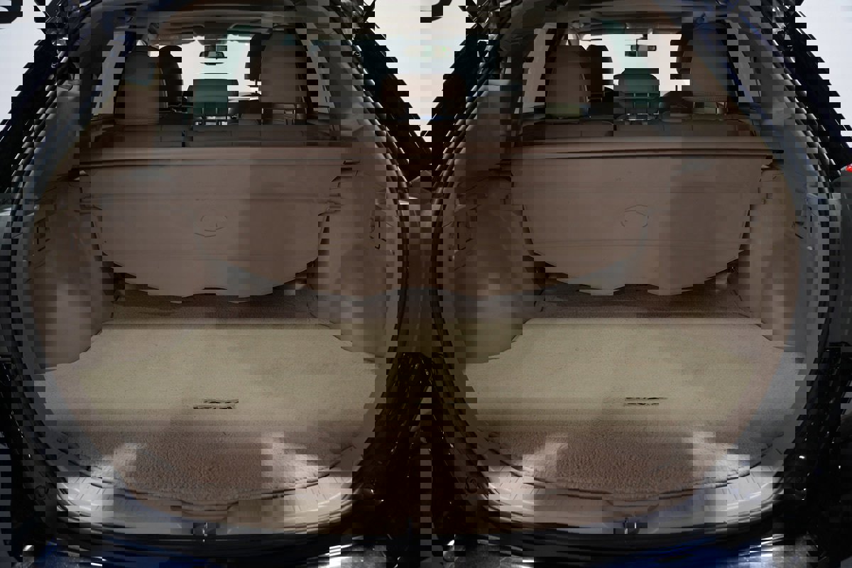 Used 2015 Toyota Venza XLE w/ XLE Premium Package image 21