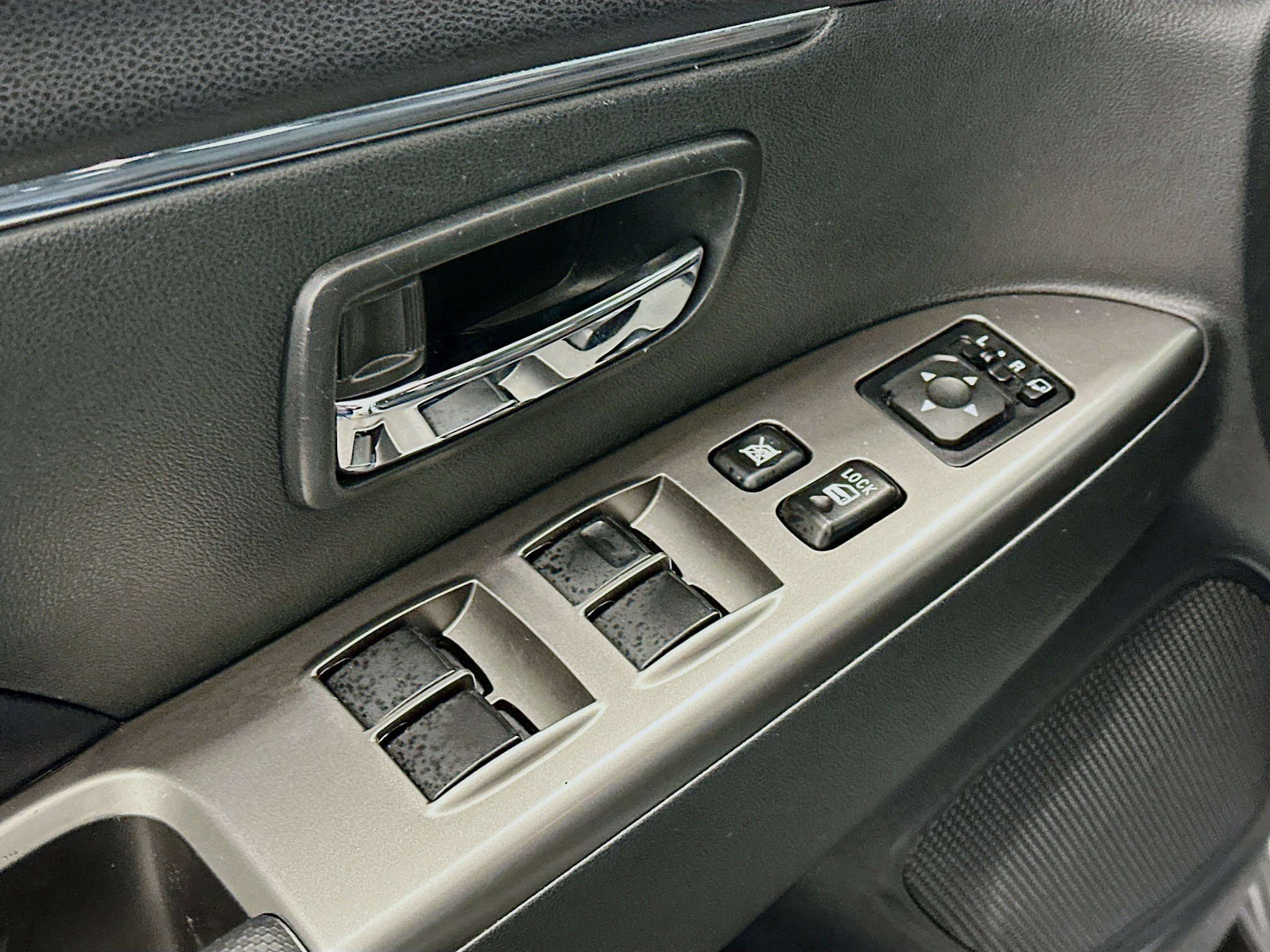 Used 2025 Mitsubishi Outlander Sport SE image 15