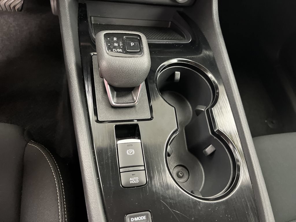 Used 2024 Nissan Rogue S FWD image 13