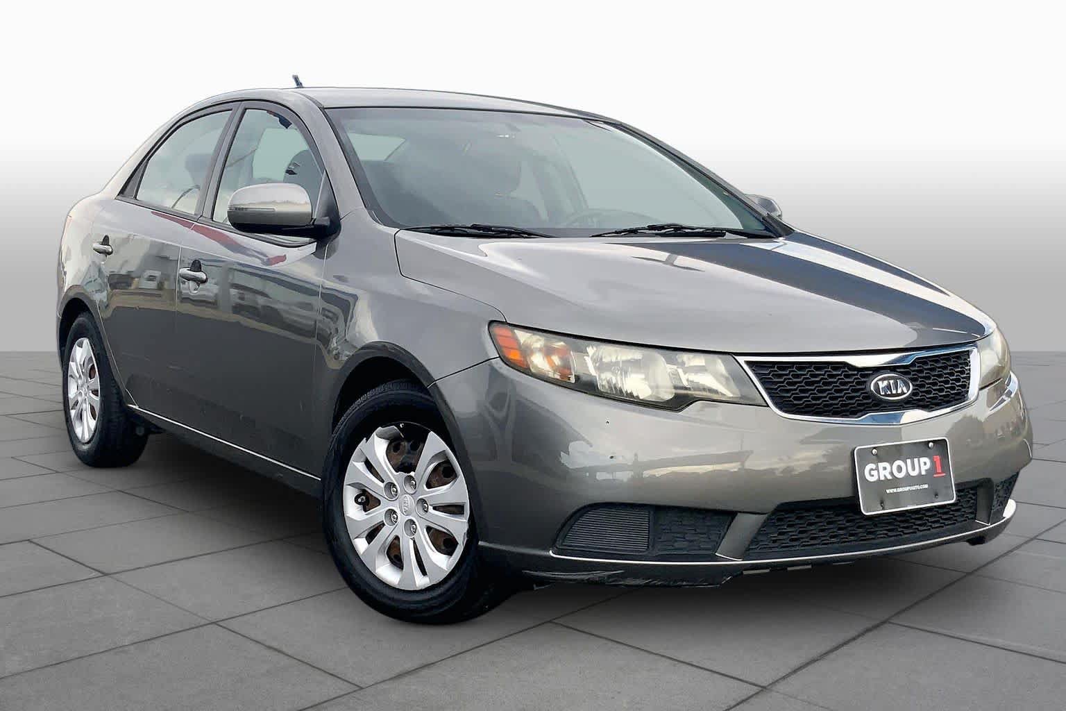 Used 2012 Kia Forte EX FWD image 2