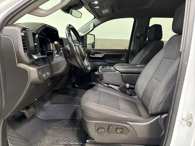 Used 2024 Chevrolet Silverado 2500 LT image 13