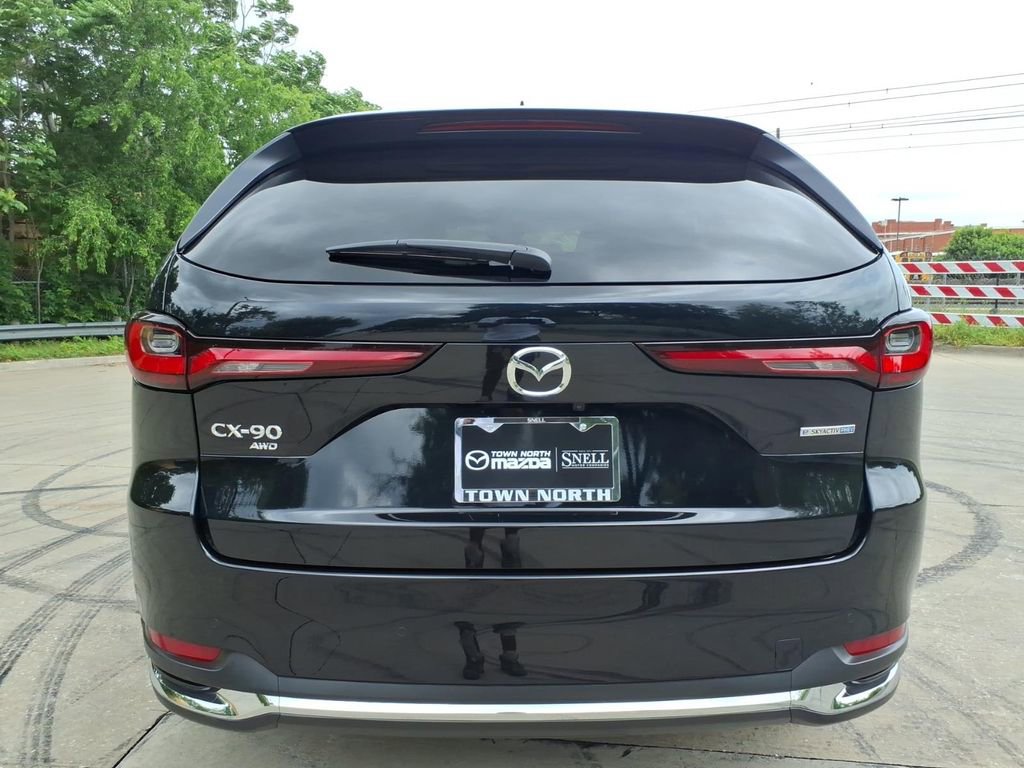 Used 2024 MAZDA CX-90 Plug-In Hybrid w/ Premium Pkg image 4