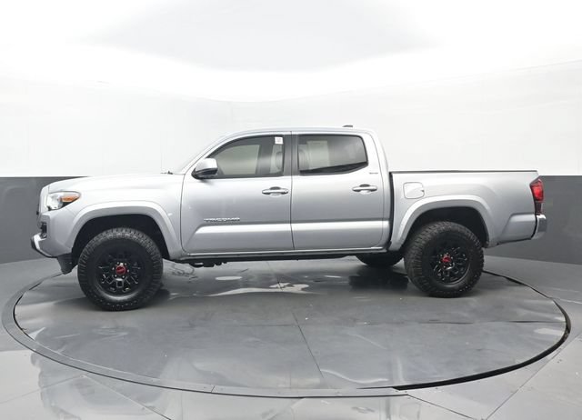 Used 2022 Toyota Tacoma SR5 AWD/4WD image 23
