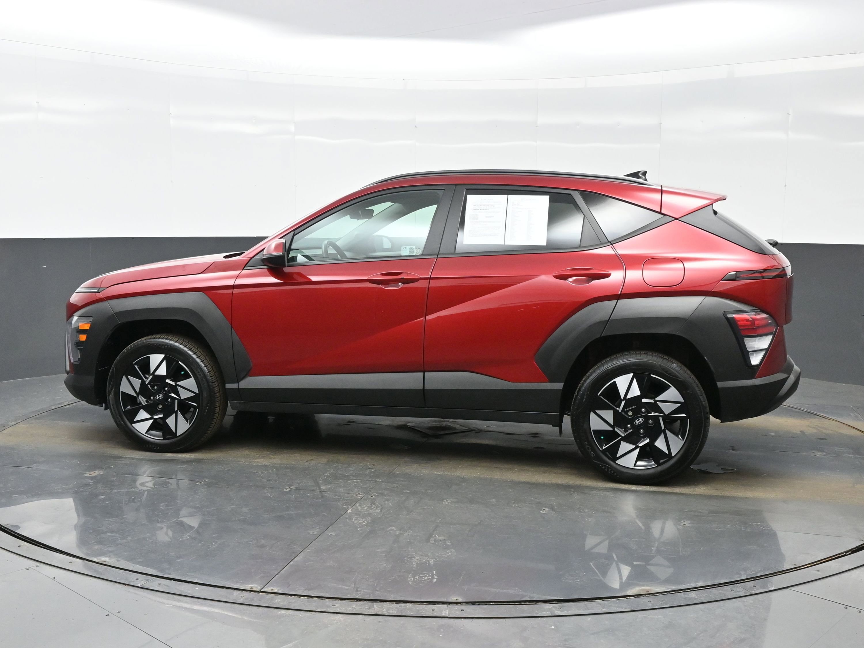 Certified 2024 Hyundai Kona SEL image 3