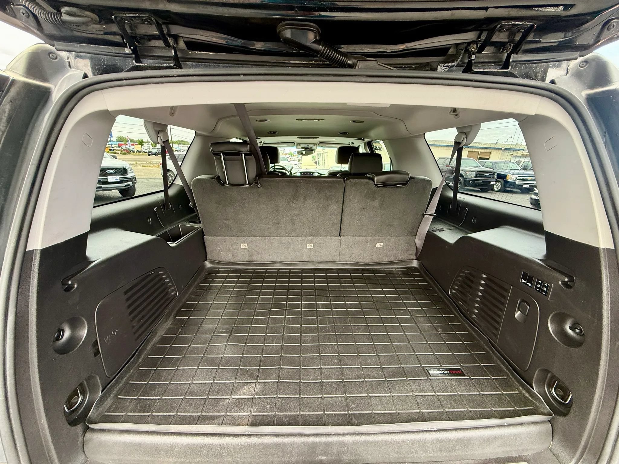 Used 2015 Chevrolet Suburban LTZ w/ Max Trailering Package AWD/4WD image 15