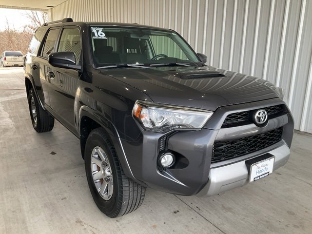 Used 2016 Toyota 4Runner image 26