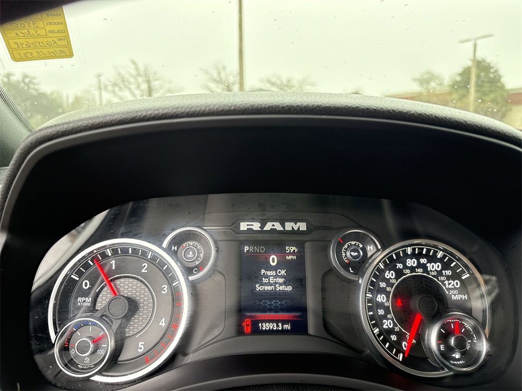 Used 2024 RAM 3500 Tradesman w/ Chrome Appearance Group image 15