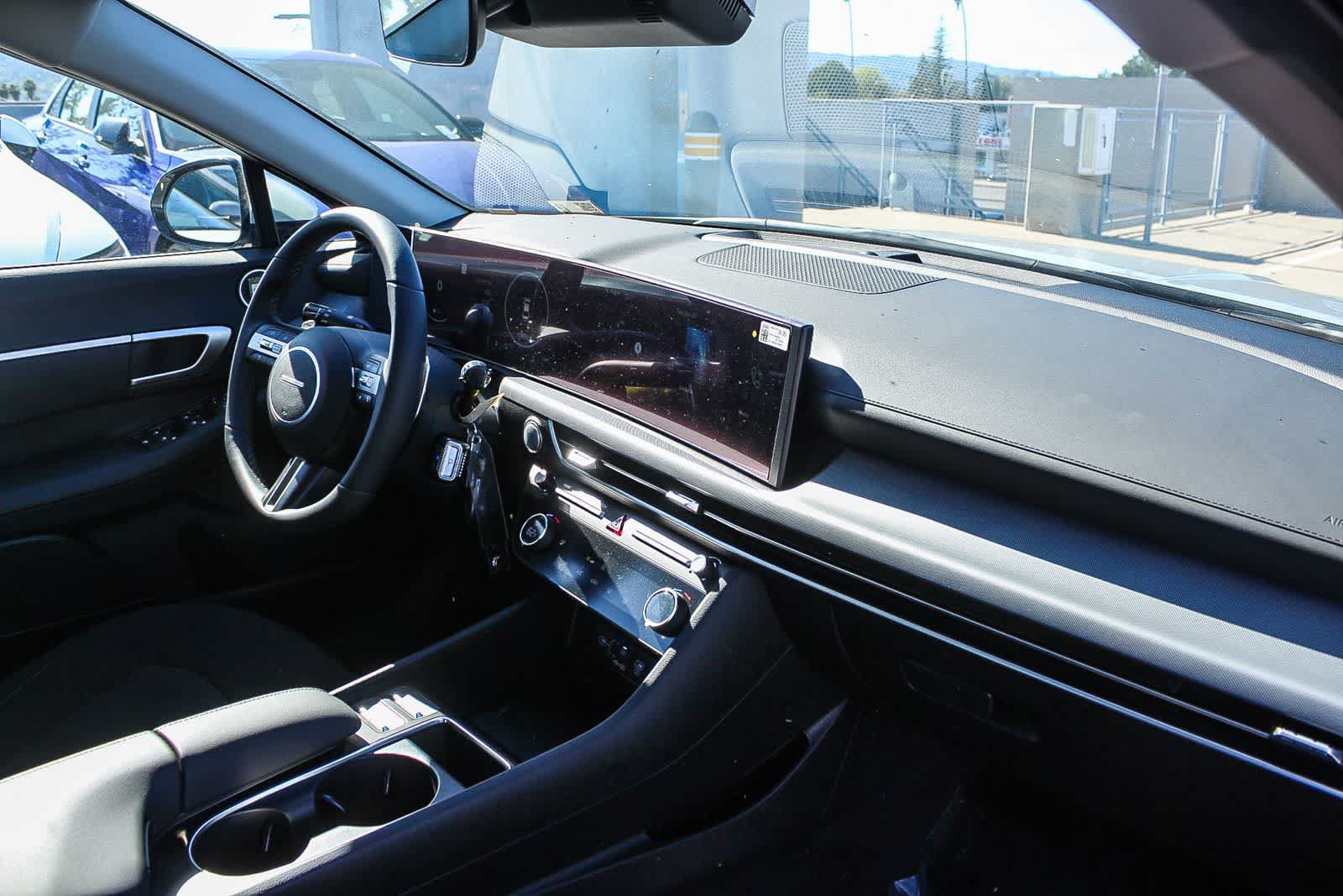 Used 2025 Hyundai Sonata SEL FWD image 22