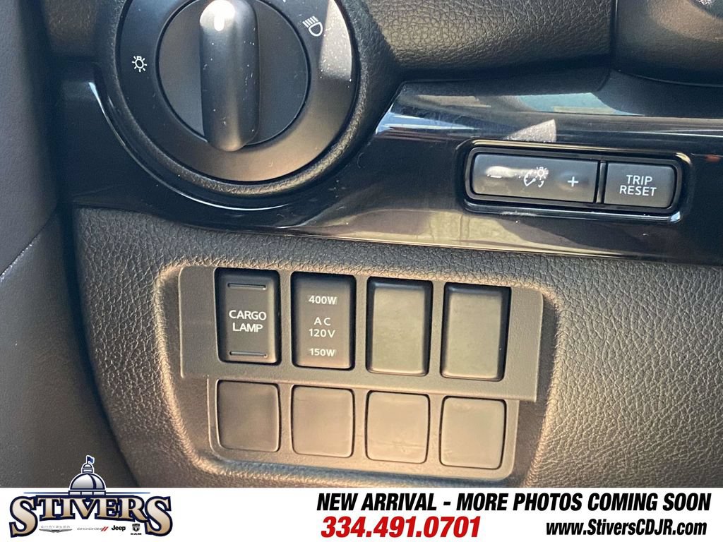 Used 2023 Nissan Titan SV w/ SV Convenience Package RWD image 63