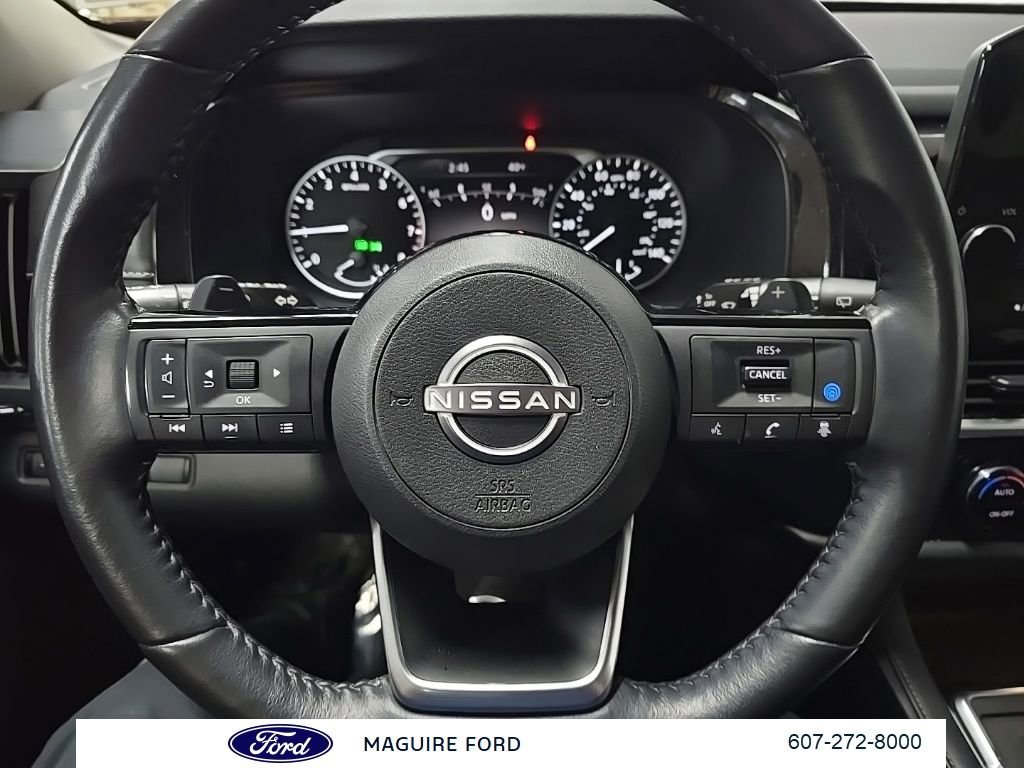 Used 2023 Nissan Pathfinder SL w/ Lighting Package (N92) AWD/4WD image 21