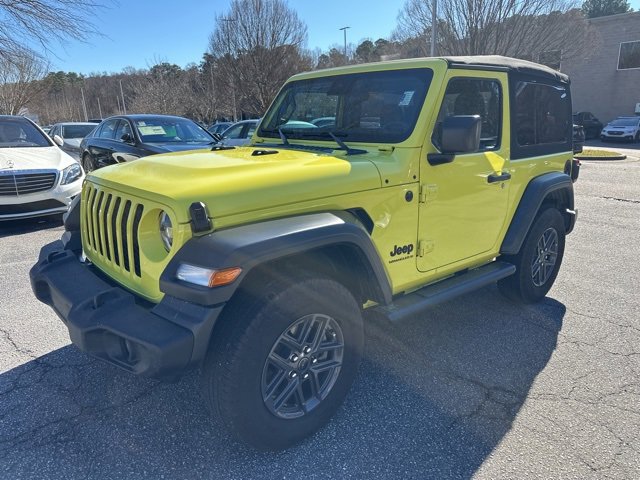 Used 2024 Jeep Wrangler Sport S image 1