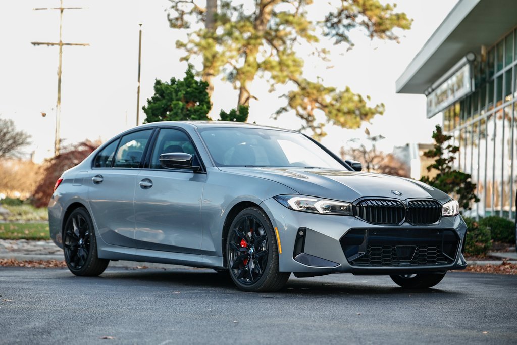New 2026 BMW 330i Sedan w/ M Sport Package