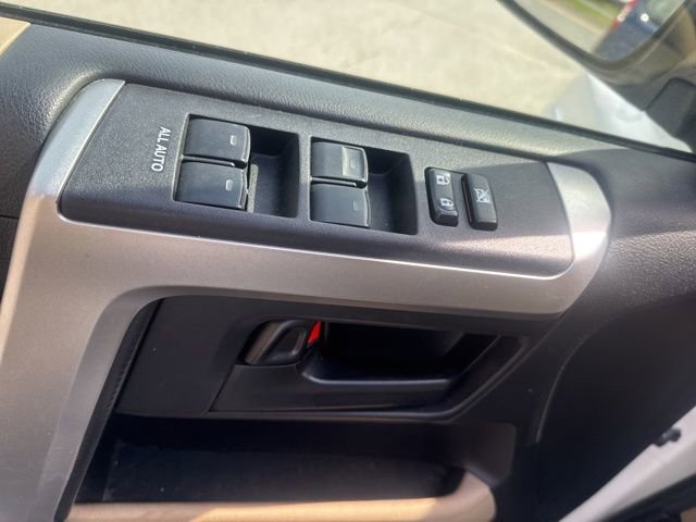 Used 2011 Toyota 4Runner SR5 w/ Convenience Pkg AWD/4WD image 15